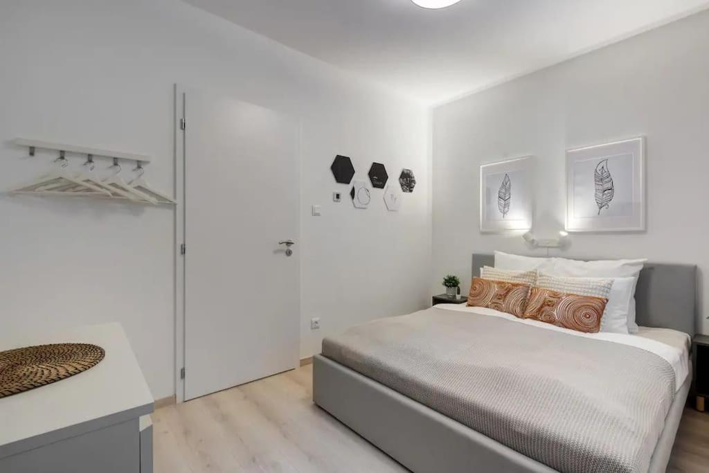 Terrace Vista-Modern 2Br Retreat — Photos 2